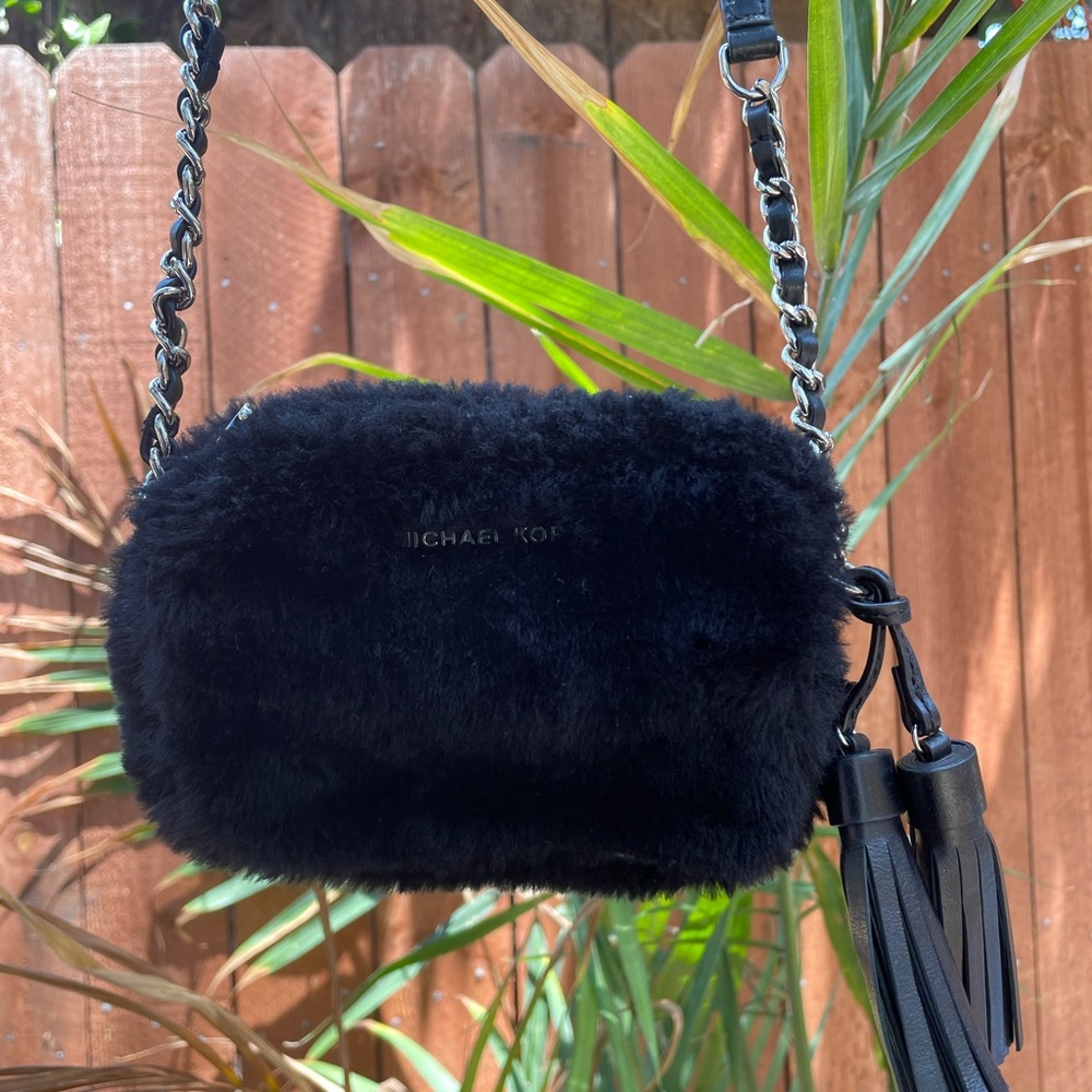 Michael kors furry purse